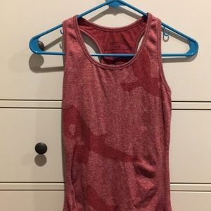 Oiselle workout tank top